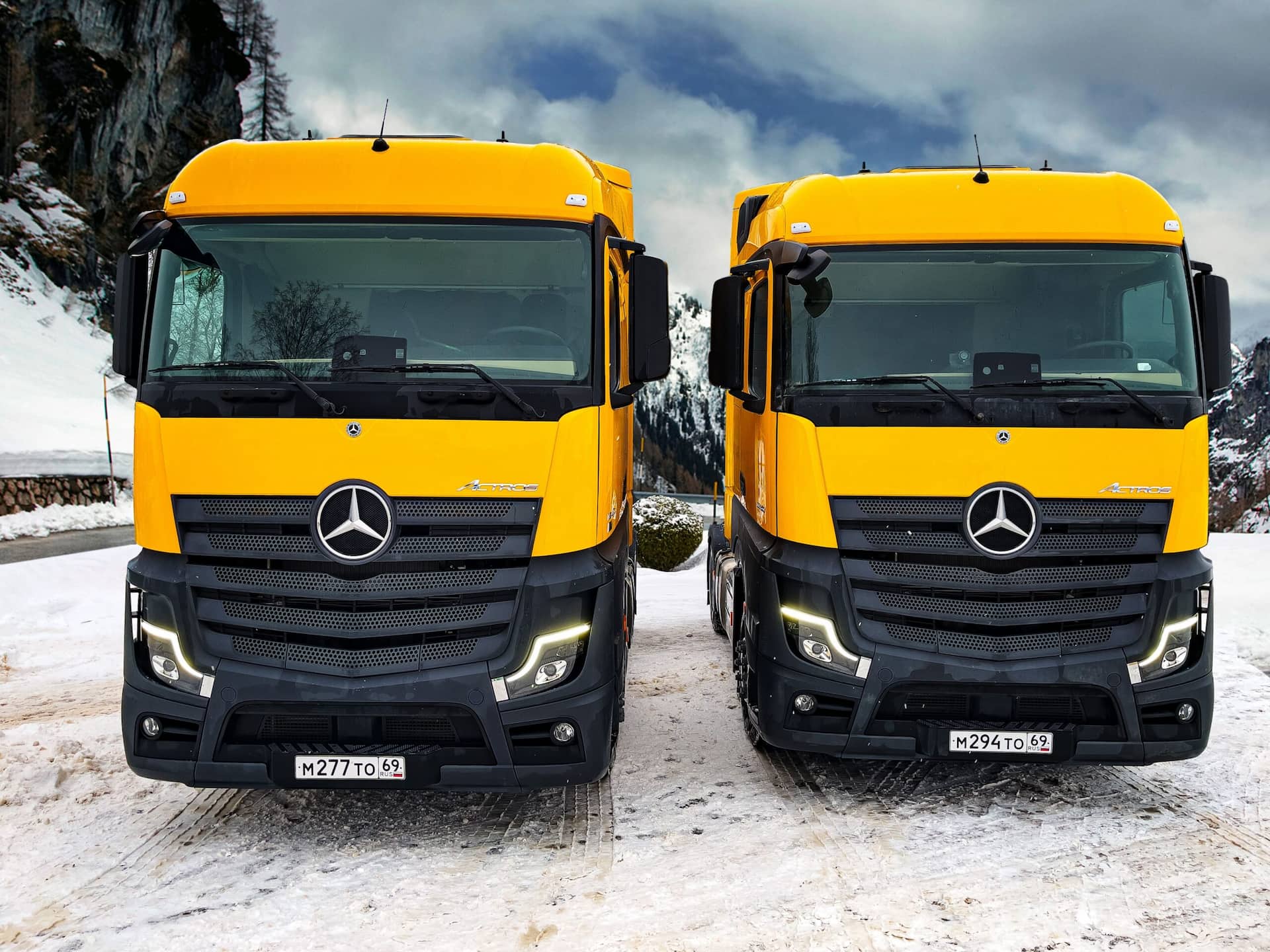 Новые тягачи Mercedes-BenzActros 1848 в компании Art-Trans